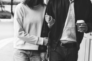 出会い系サイトやアプリを使ったパパ活のメリット・デメリット