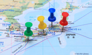 日本地図と押しピン